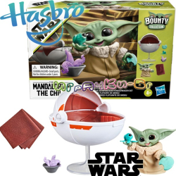 Hasbro Star Wars Фигурка The Child в совалка с аксесоари F2854