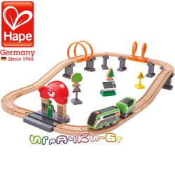 Hape Железопътен комплект с енергиен влак H3762